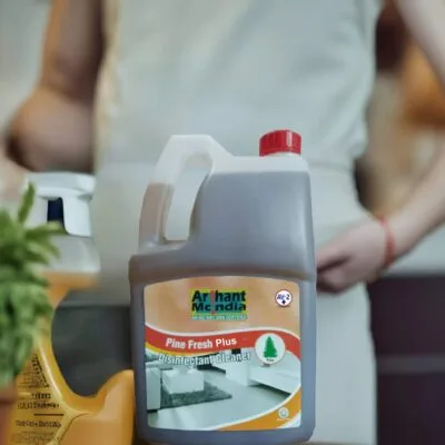 AV-2Plus Pine Fresh Disinfectant Cleaner Cons
